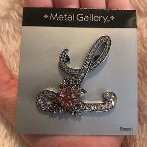 Beautiful Letter L and Flower Bejeweled Brooch